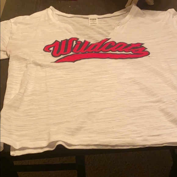 Victoria’s Secret Pink U of A wildcats t shirt - Picture 2 of 2